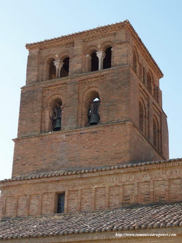 DETALLE DE LA TORRE CAMPANARIO